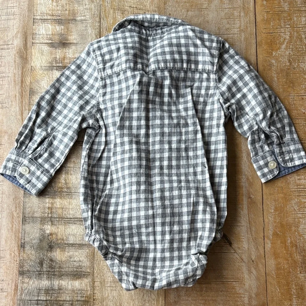 OshKosh Checkered Baby Bodysuit Shirts 9m
